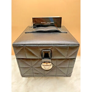 Marc Jacobs Perfume Black Quilted Luxe Train Case NWT
